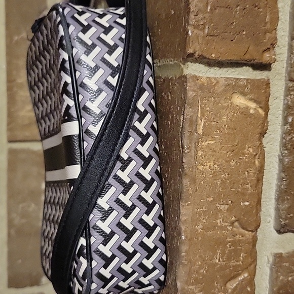 Tory Burch T Crossbody Bag Black - Picture 4 of 11